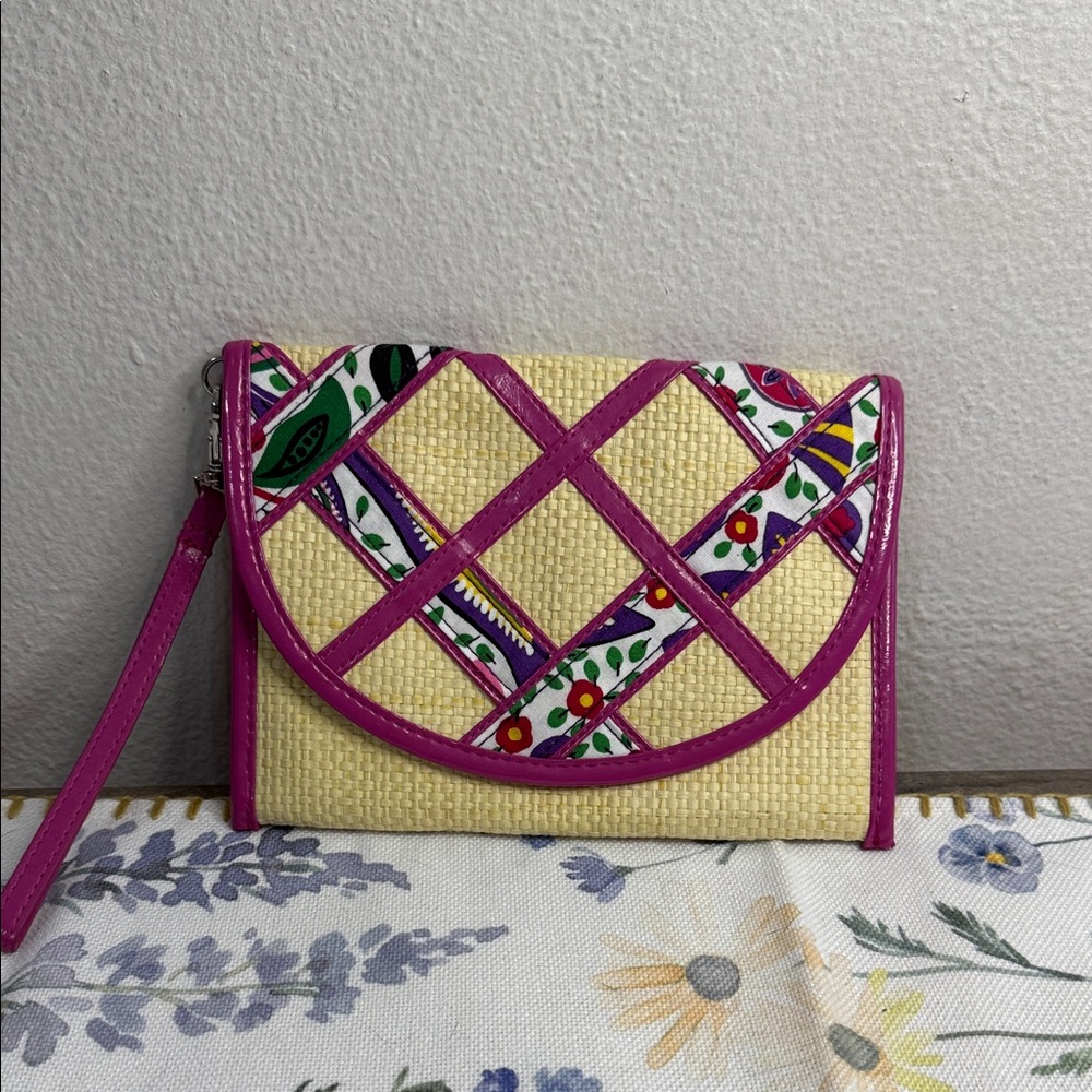 Vera Bradley Patterned Wristlet - Picture 1 of 9